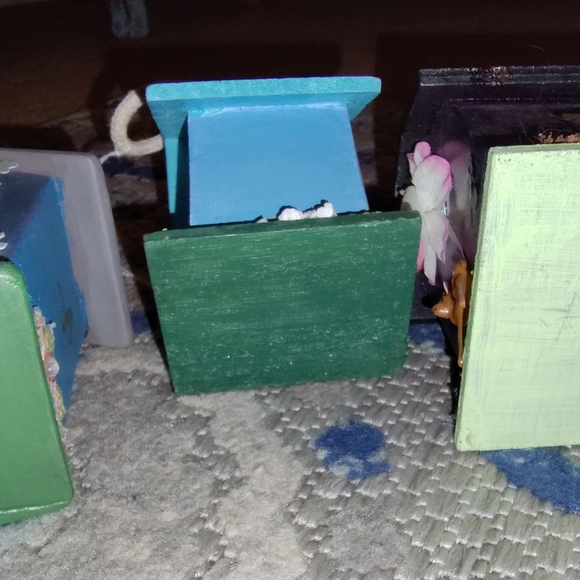 Handcrafted Birdhouses - Picture 6 of 9